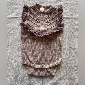 GUC Kate Quinn Mauve Leaf Patterned Romper w/Ruffles 12-18M